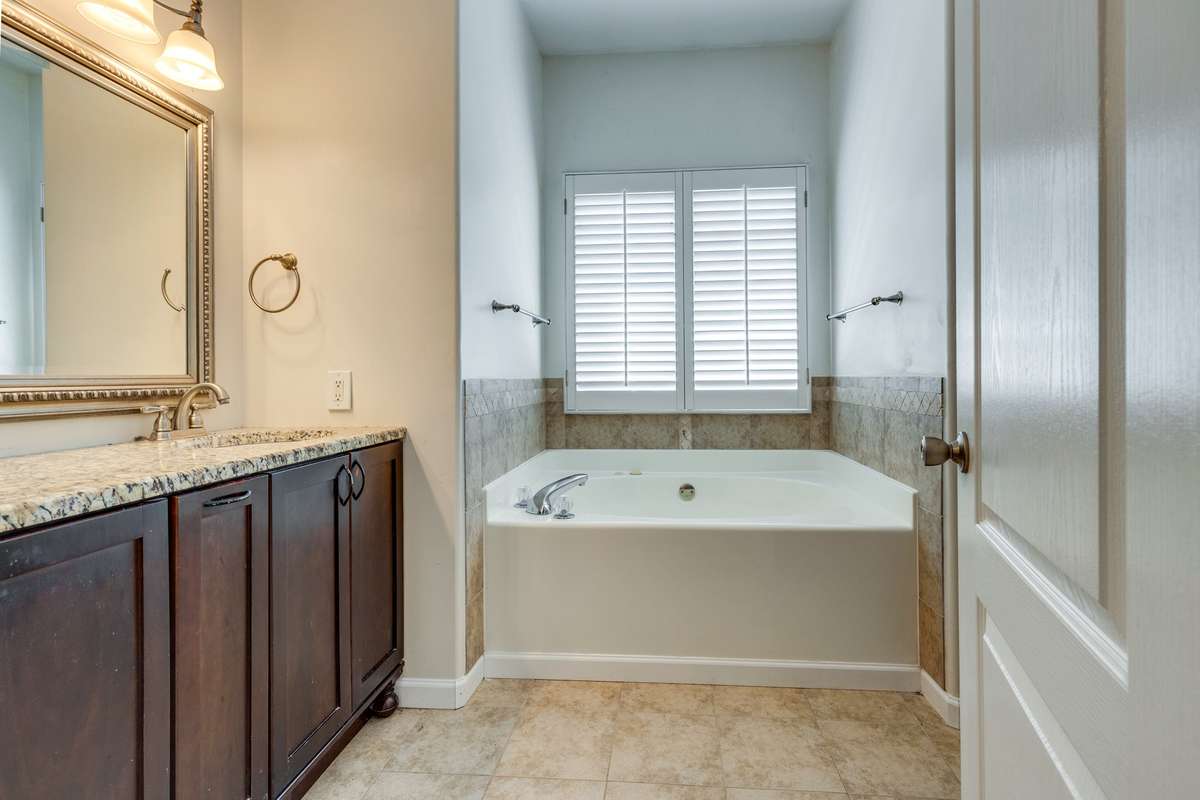 Primary Bathroom with a Walk in Closet