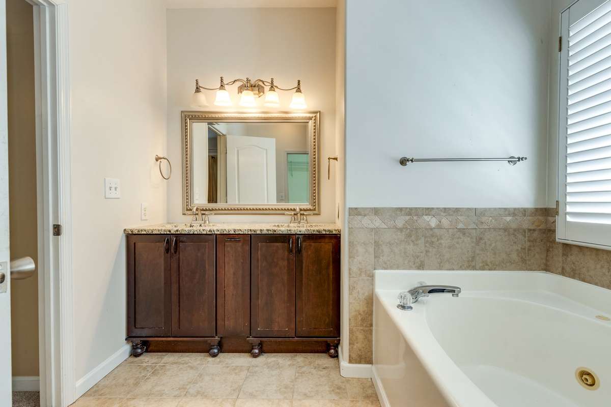 Double Vanity - Granite Countertop