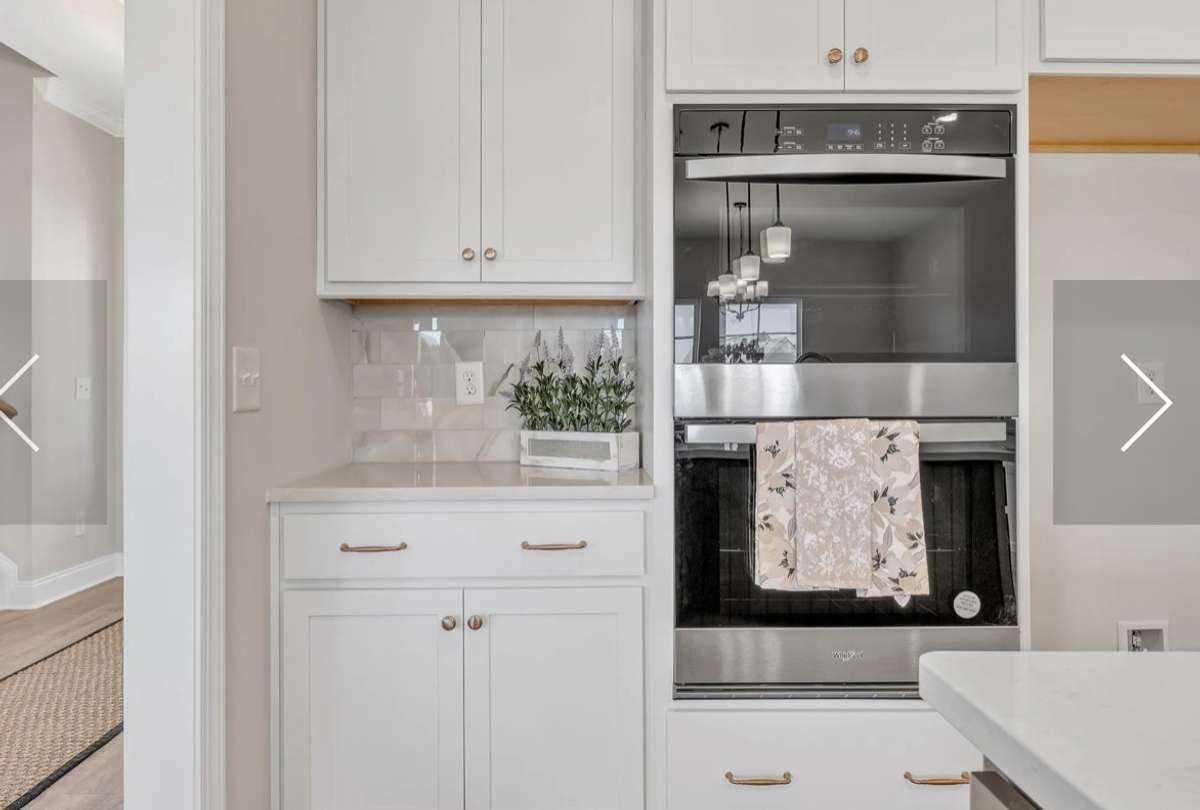 This photo is of a previously built RIDGELAND II  Home and is a good representaion of the home being built in Rutherford of Columbia on lot 39. Finishes and colors may vari on the actual home in Rutherford lot 39