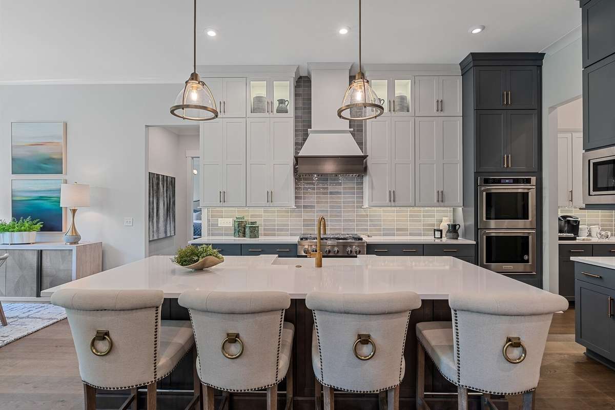 Build the Ballentine plan! Home has not started construction yet and waiting for you to build it! Pick your plan & options & designer finishes!