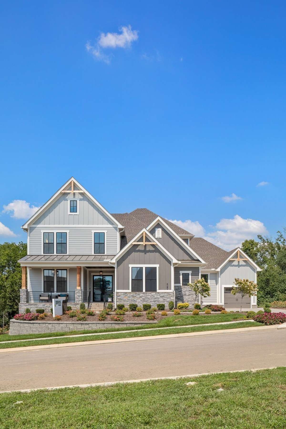Build the Ballentine plan! Home has not started construction yet and waiting for you to build it! Pick your plan & options & designer finishes!