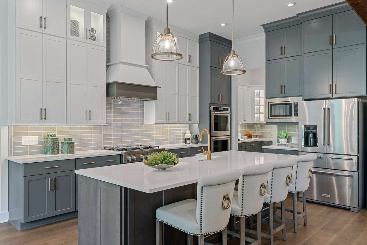 Build the Ballentine plan! Home has not started construction yet and waiting for you to build it! Pick your plan & options & designer finishes!