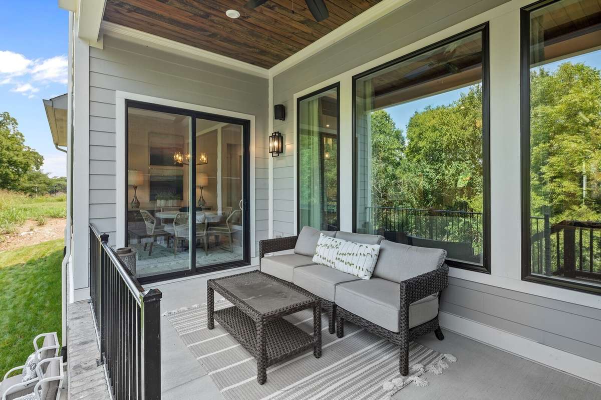 Build the Ballentine plan! Home has not started construction yet and waiting for you to build it! Pick your plan & options & designer finishes!