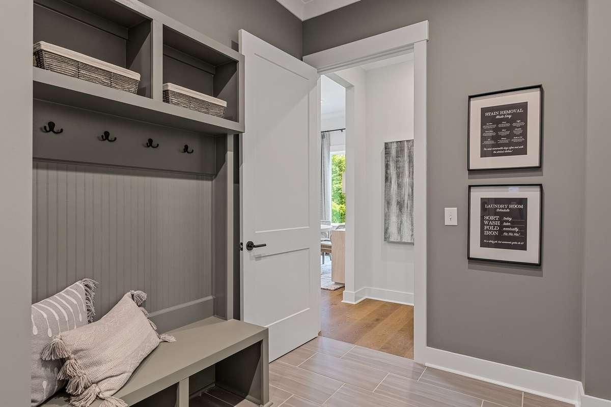 Build the Ballentine plan! Home has not started construction yet and waiting for you to build it! Pick your plan & options & designer finishes!