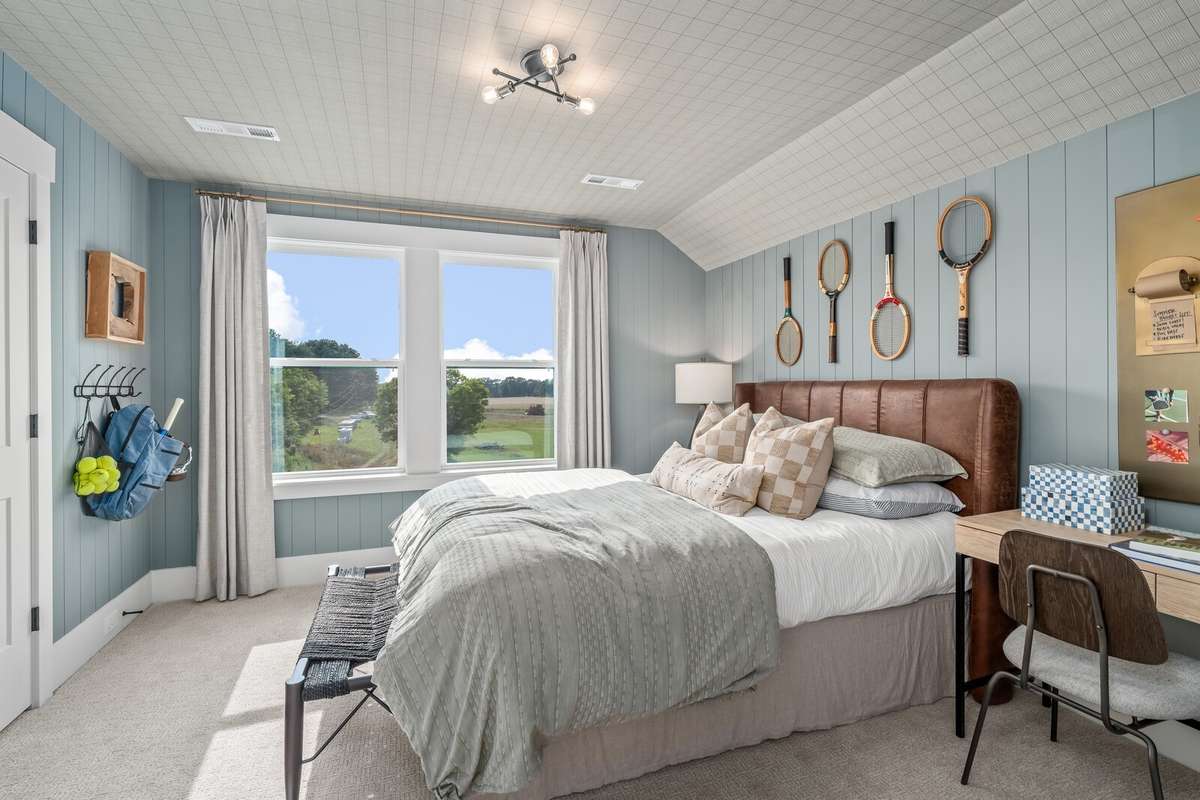 Build the Monroe plan! Home has not started construction yet and waiting for you to build it! Pick your plan & options & designer finishes!