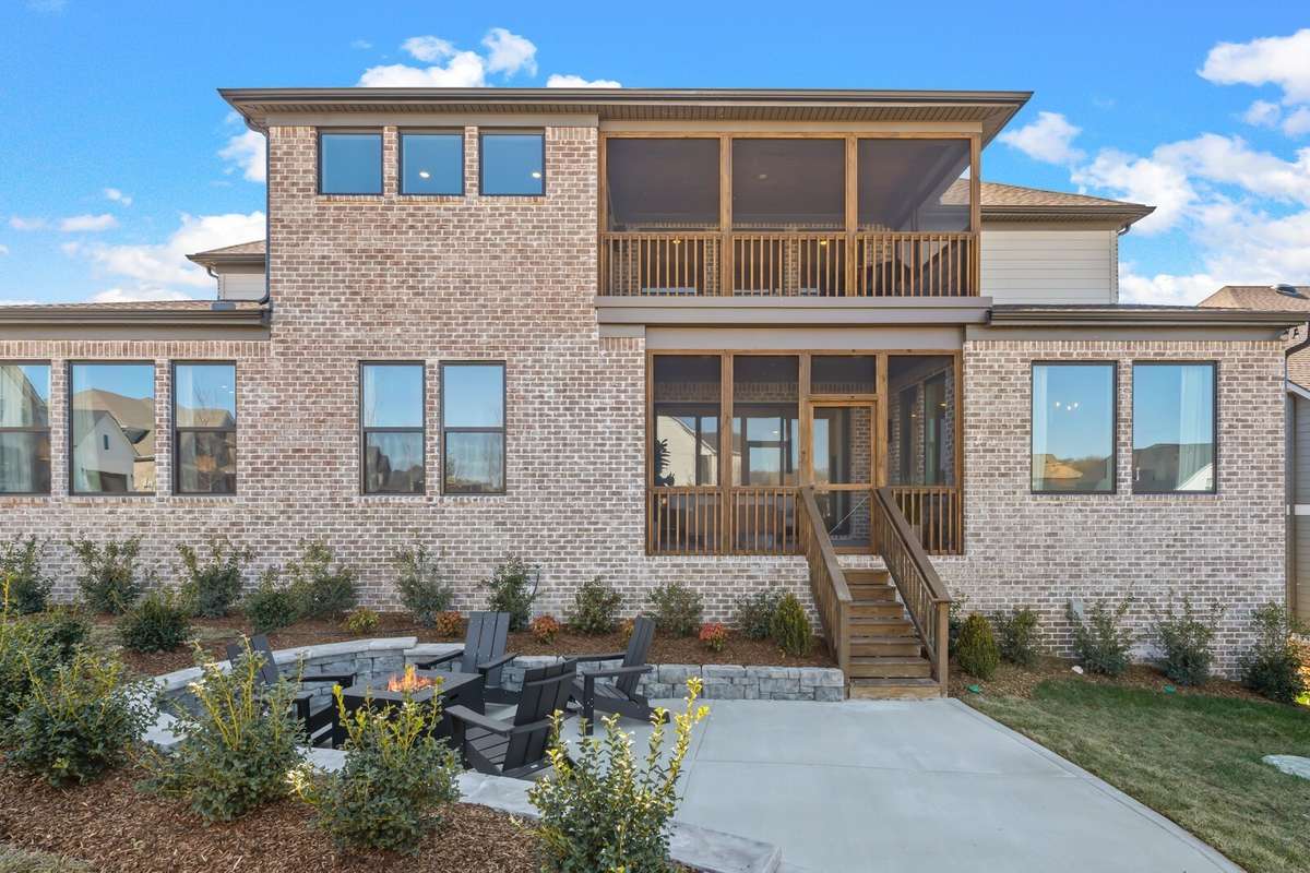 Build the Ballentine plan! Home has not started construction yet and waiting for you to build it! Pick your plan & options & designer finishes!