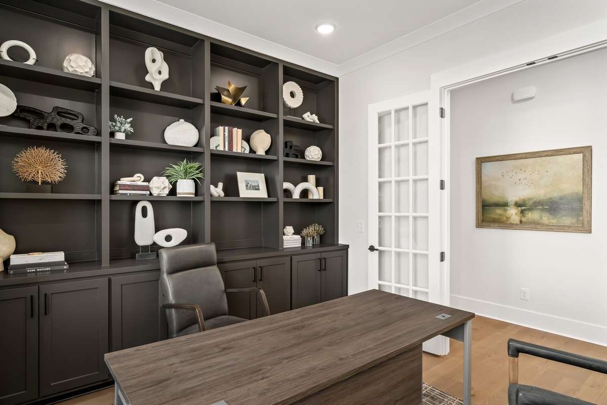 Build the Ballentine plan! Home has not started construction yet and waiting for you to build it! Pick your plan & options & designer finishes!