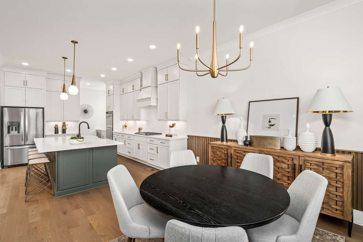 Build the Ballentine plan! Home has not started construction yet and waiting for you to build it! Pick your plan & options & designer finishes!