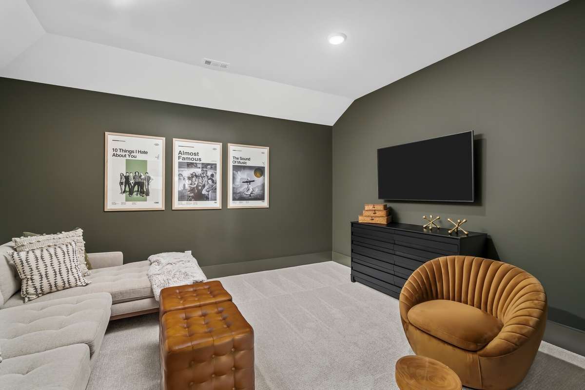 Build the Ballentine plan! Home has not started construction yet and waiting for you to build it! Pick your plan & options & designer finishes!