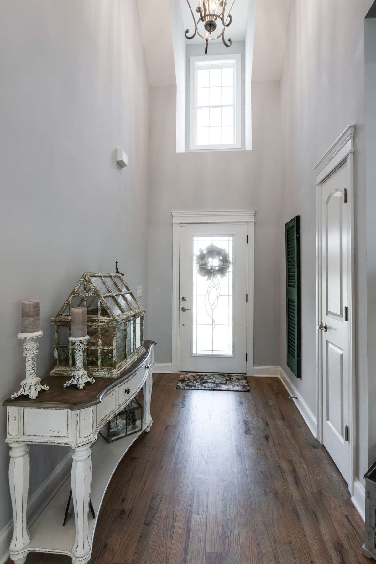 Inviting foyer