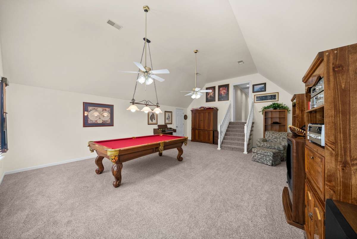 Bonus room!  Also can house 4th bedroom