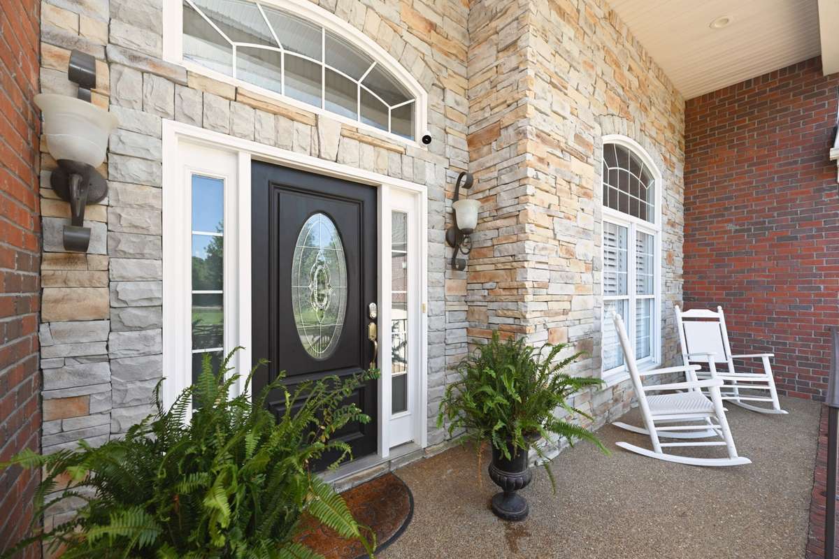 Enjoy the Equestrian Views from your own Porch