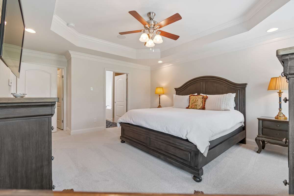 Trey Ceiling and walk-in closet