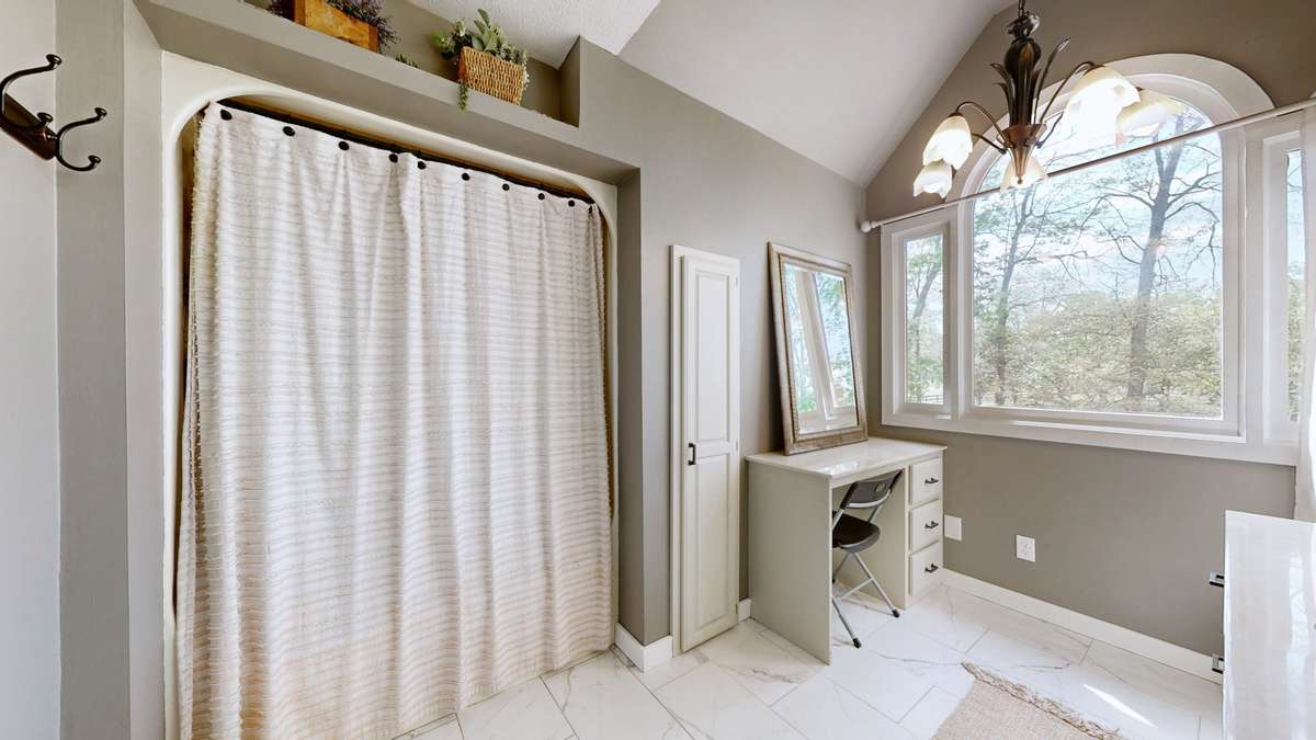 Upstairs bathroom