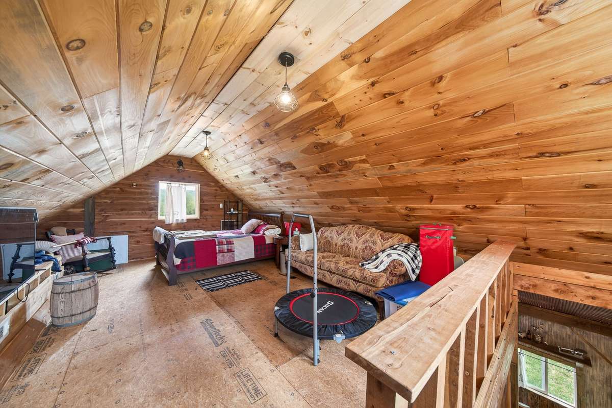 loft bedroom