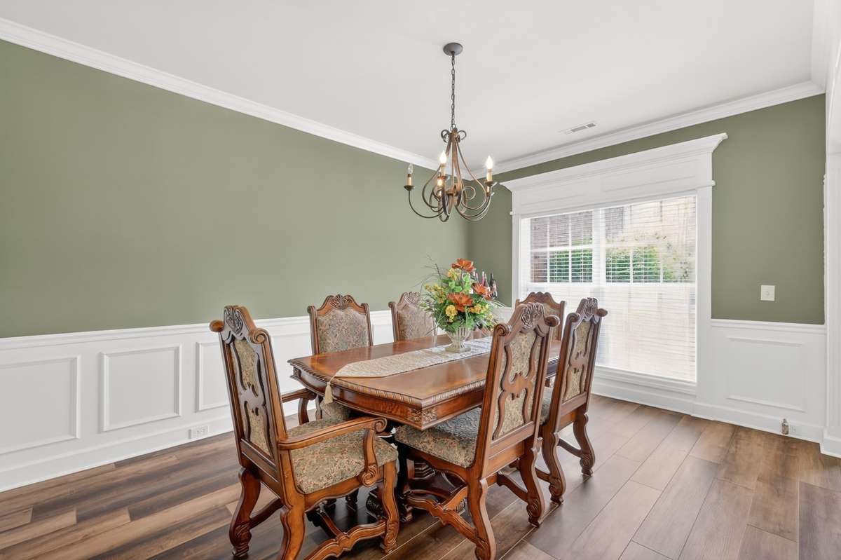 Beautiful Formal Dining Room