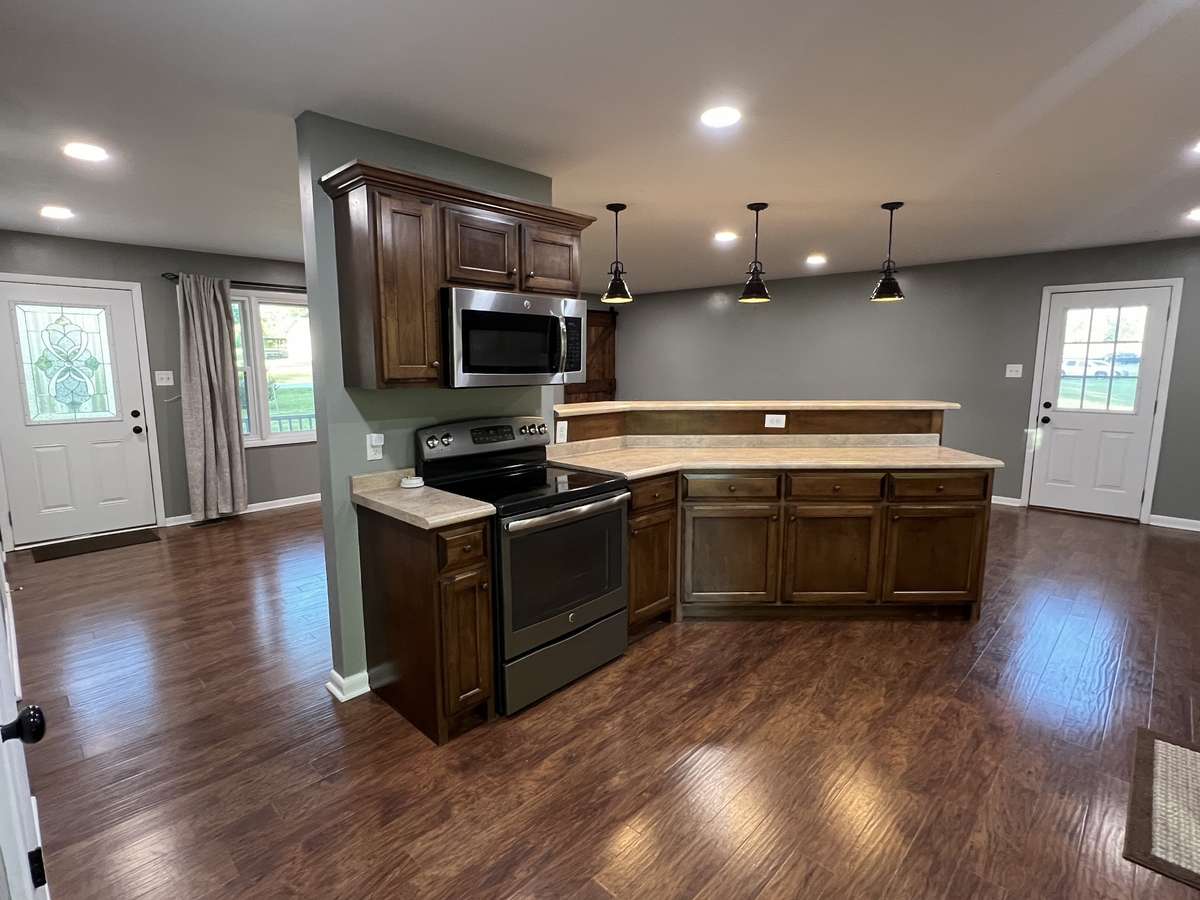 Natural light accompanied with the updated fixtures, this open concept can only be brought to life more by having you in it!