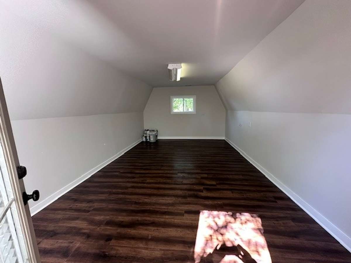 Large shed can be an office, workout room, art studio, you name it!