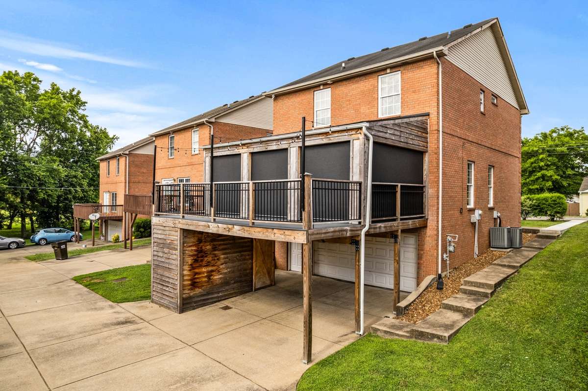 Upgraded Screened-In Deck with Patio!