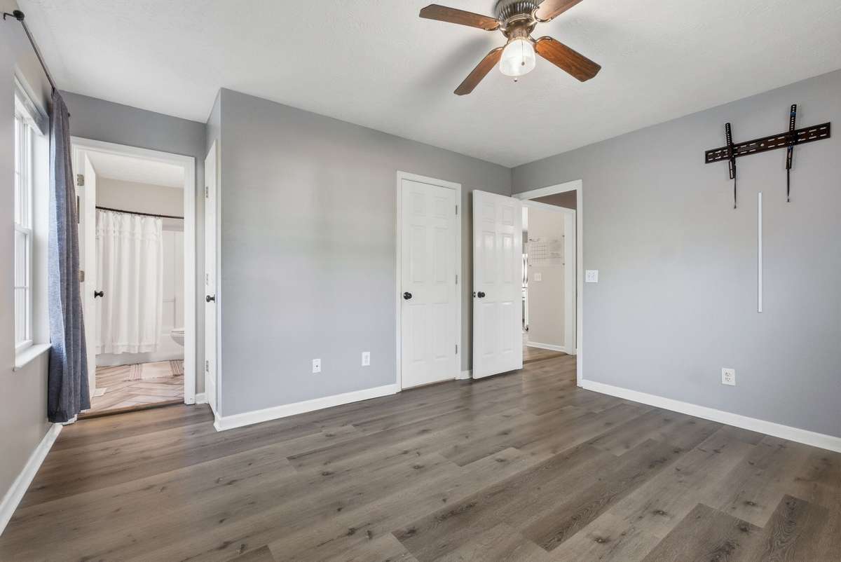 Spacious ensuite master.