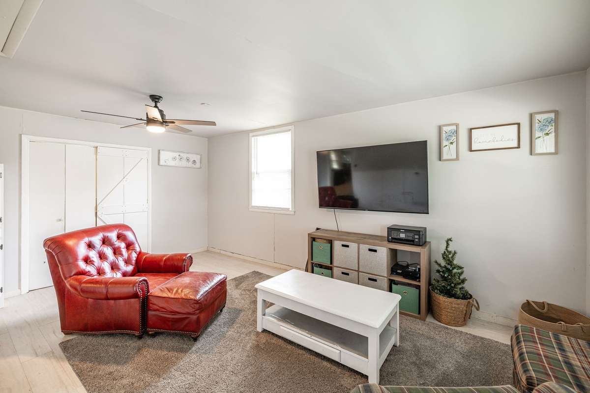 Large flex/bonus room provides lots of space. Could be extra bedroom, playroom or office~