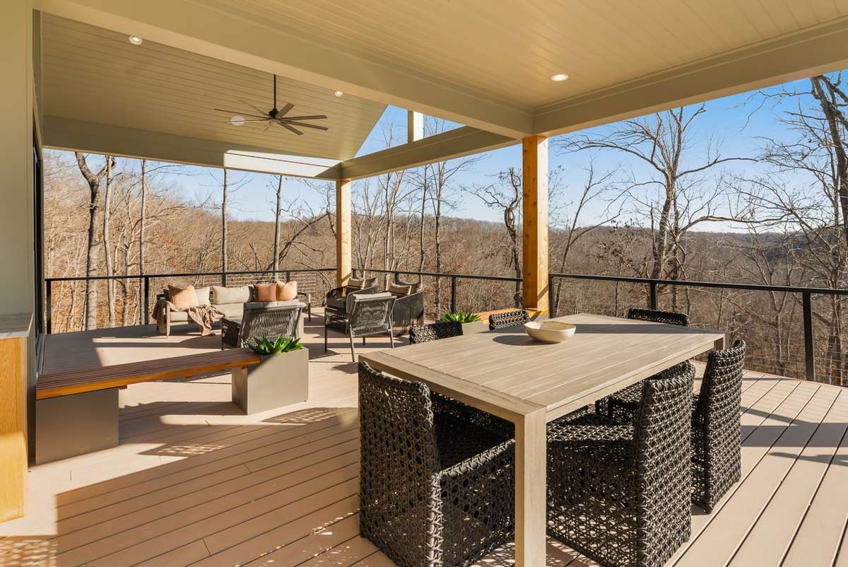 An outdoor entertaining area made for long evenings and easy hosting.