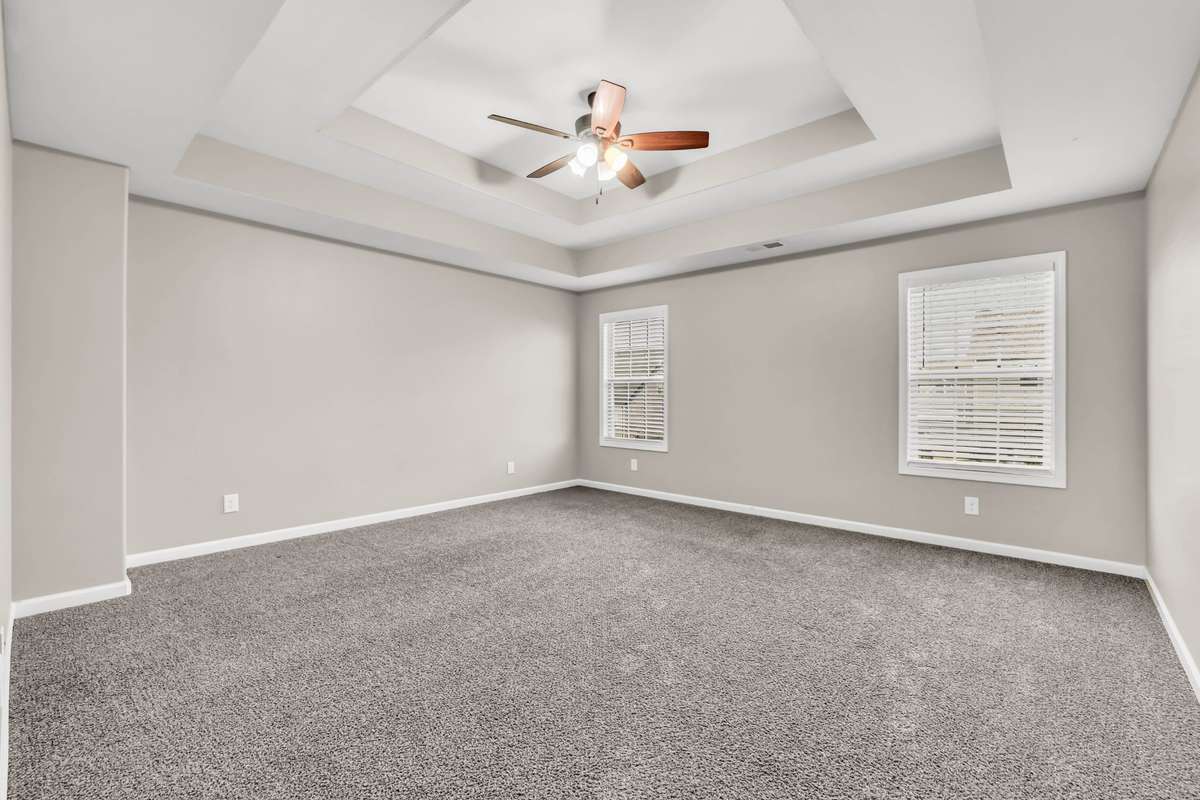 Huge Bonus Room with a Double Tray Ceiling!!