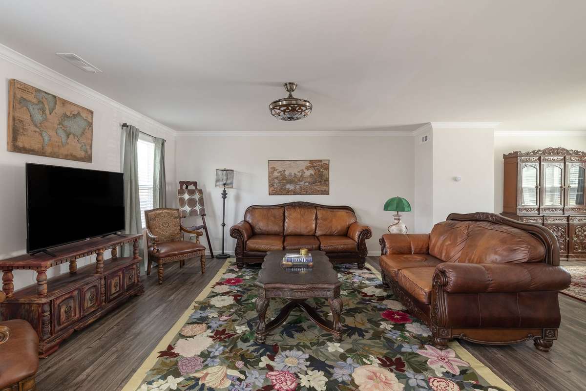 Large living room with an open concept floor plan