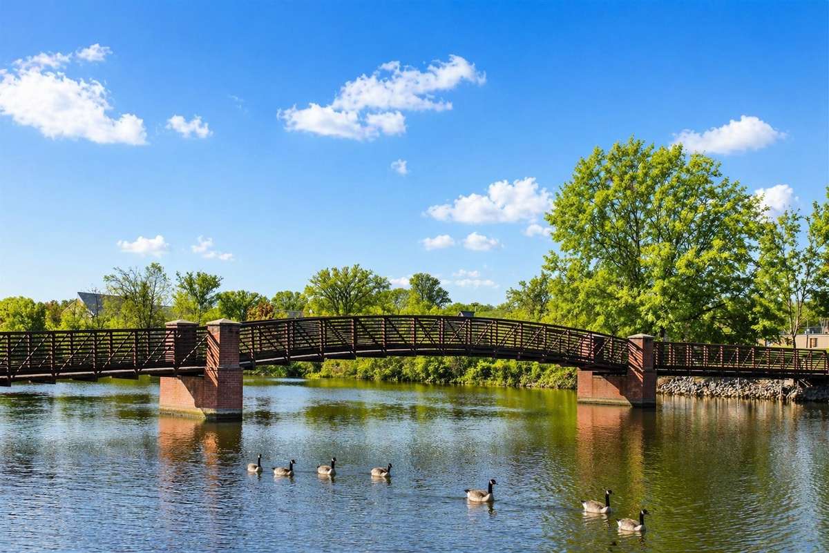 Nearby Drakes Creek Park and Old Hickory Lake