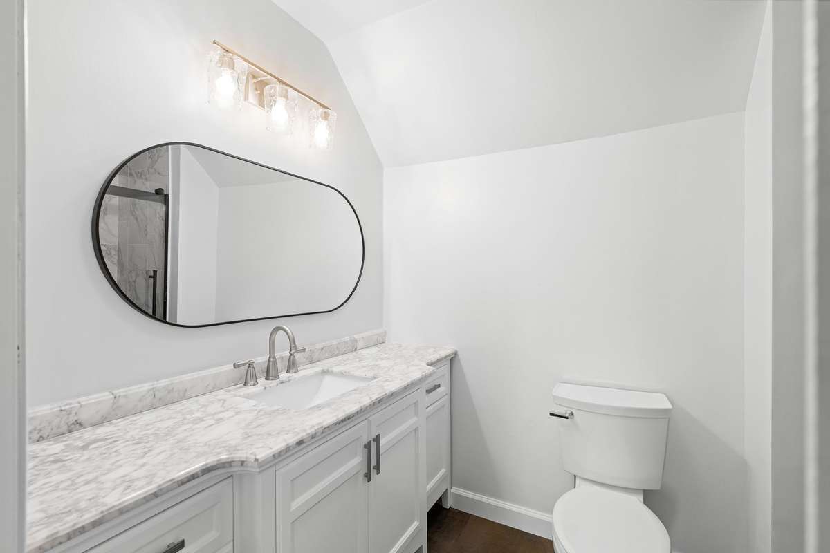 Newly updated primary bathroom.