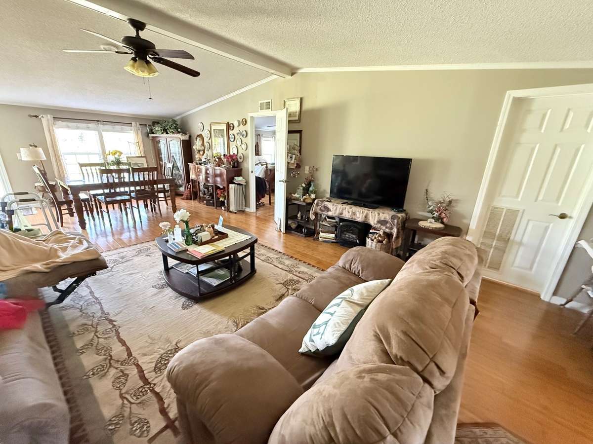 Large great room just off Kitchen area
