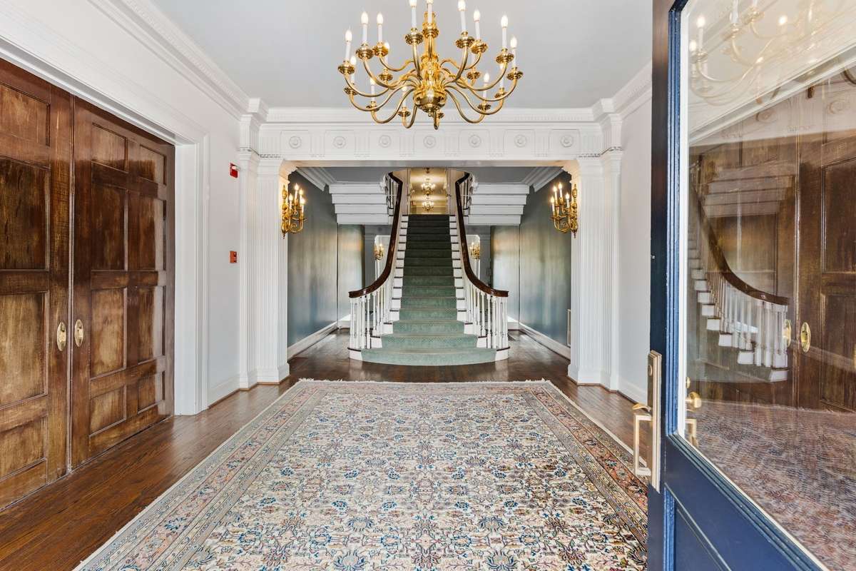 The grand entryway stuns you every time!