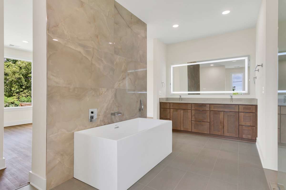 *** Please note this photo shows the Most accurate color of the tile. Due to indoor and outdoor lighting, some pictures may reflect otherwise.