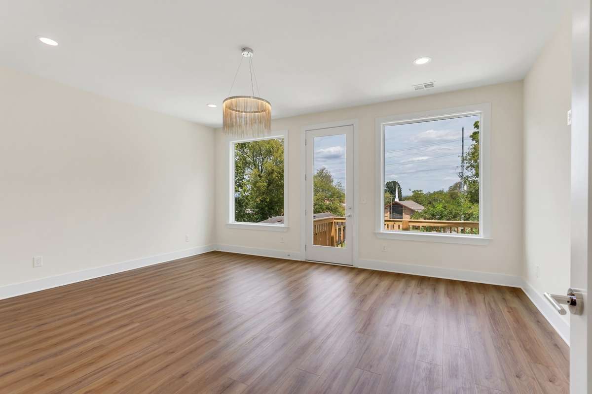 The enormous picture view windows give this home plenty of natural light.