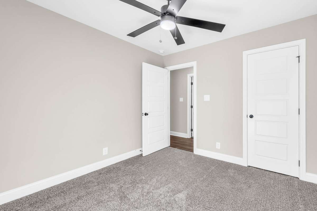 Sample Photos of Big Easy Floor w/ out Bonus Room