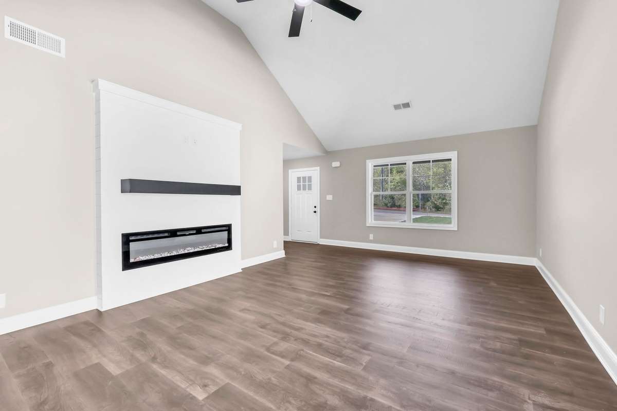 Sample Photos of Big Easy Floor w/ out Bonus Room