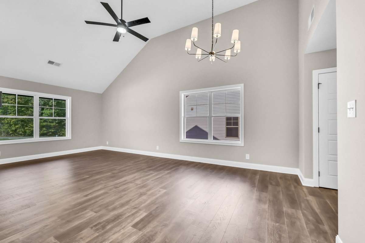 Sample Photos of Big Easy Floor w/ out Bonus Room