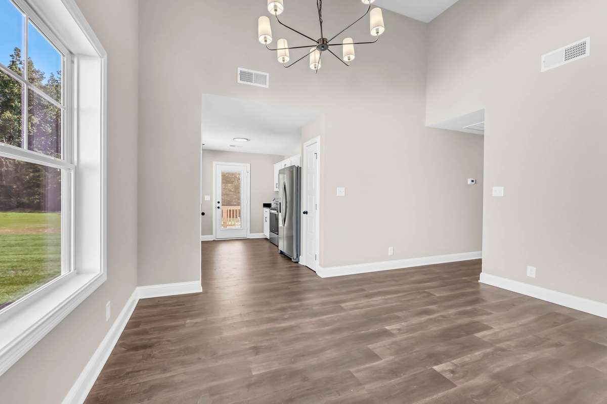 Sample Photos of Big Easy Floor w/ out Bonus Room