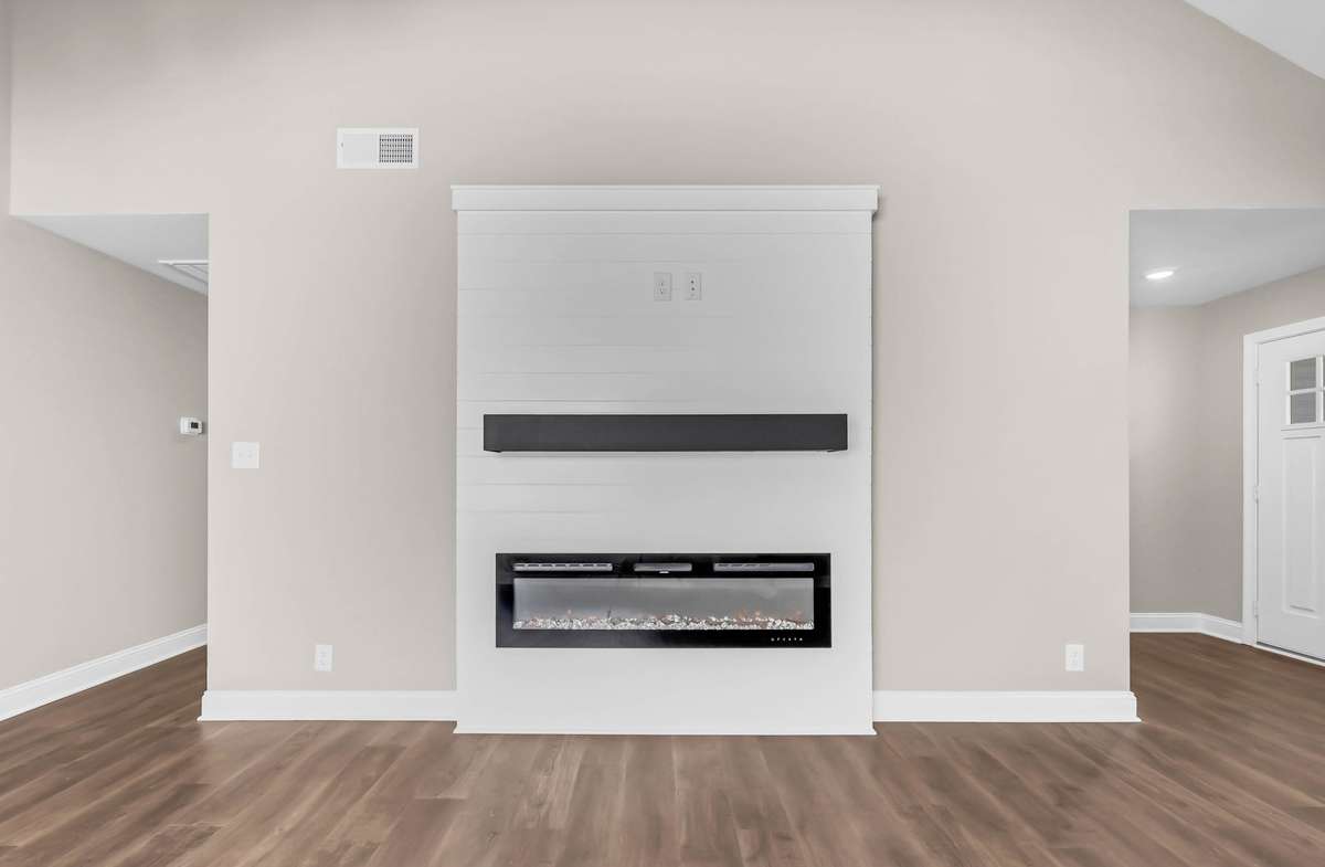 Sample Photos of Big Easy Floor w/ out Bonus Room