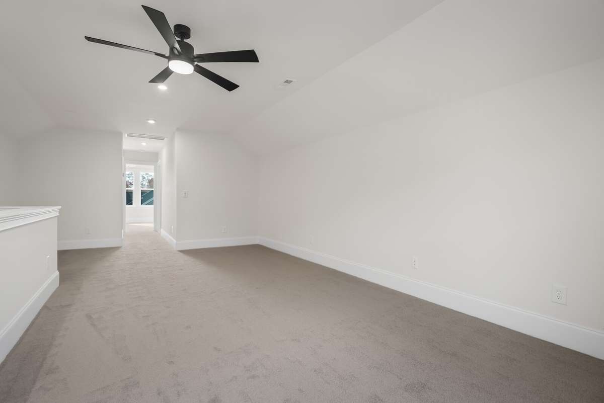 *** Photos are of a previously built Monroe in another Drees Homes community. Standard Features and Selections may vary.***