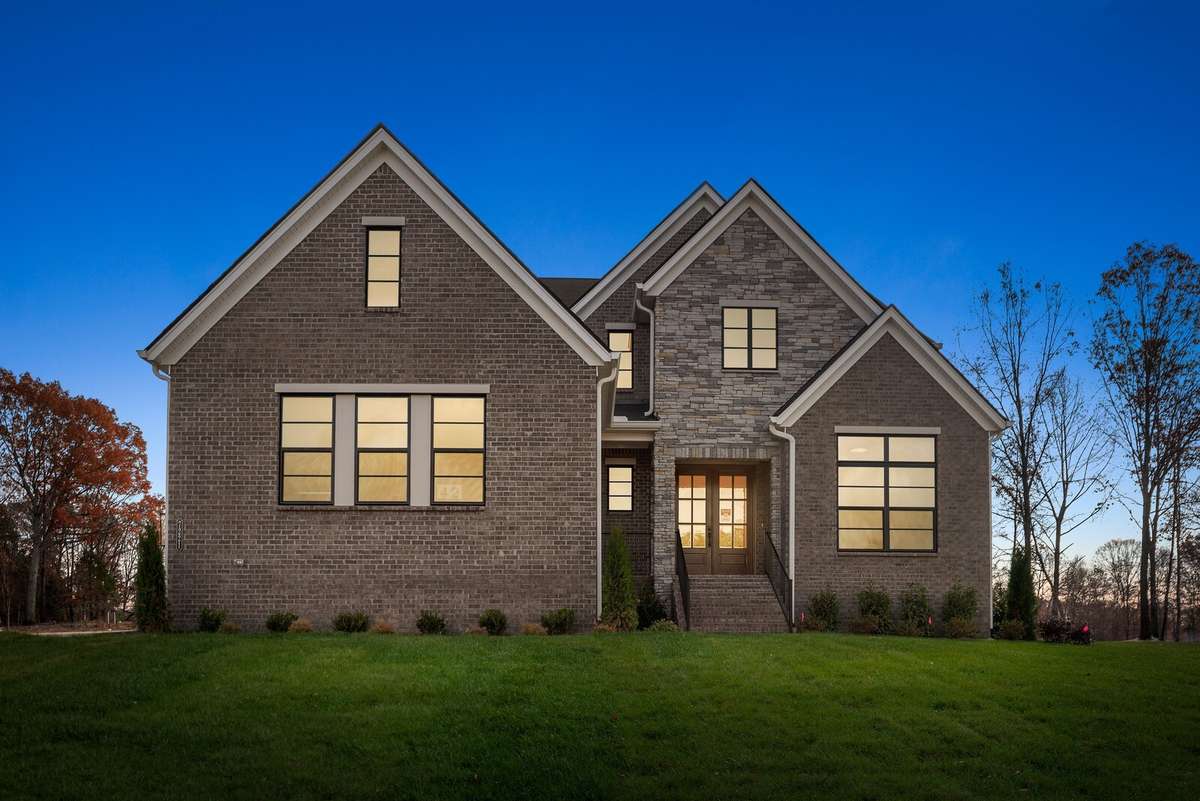*** Photos are of a previously built Monroe in another Drees Homes community. Standard Features and Selections may vary.***