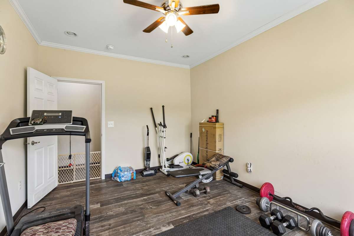 3rd bedroom, being used as a weight room.