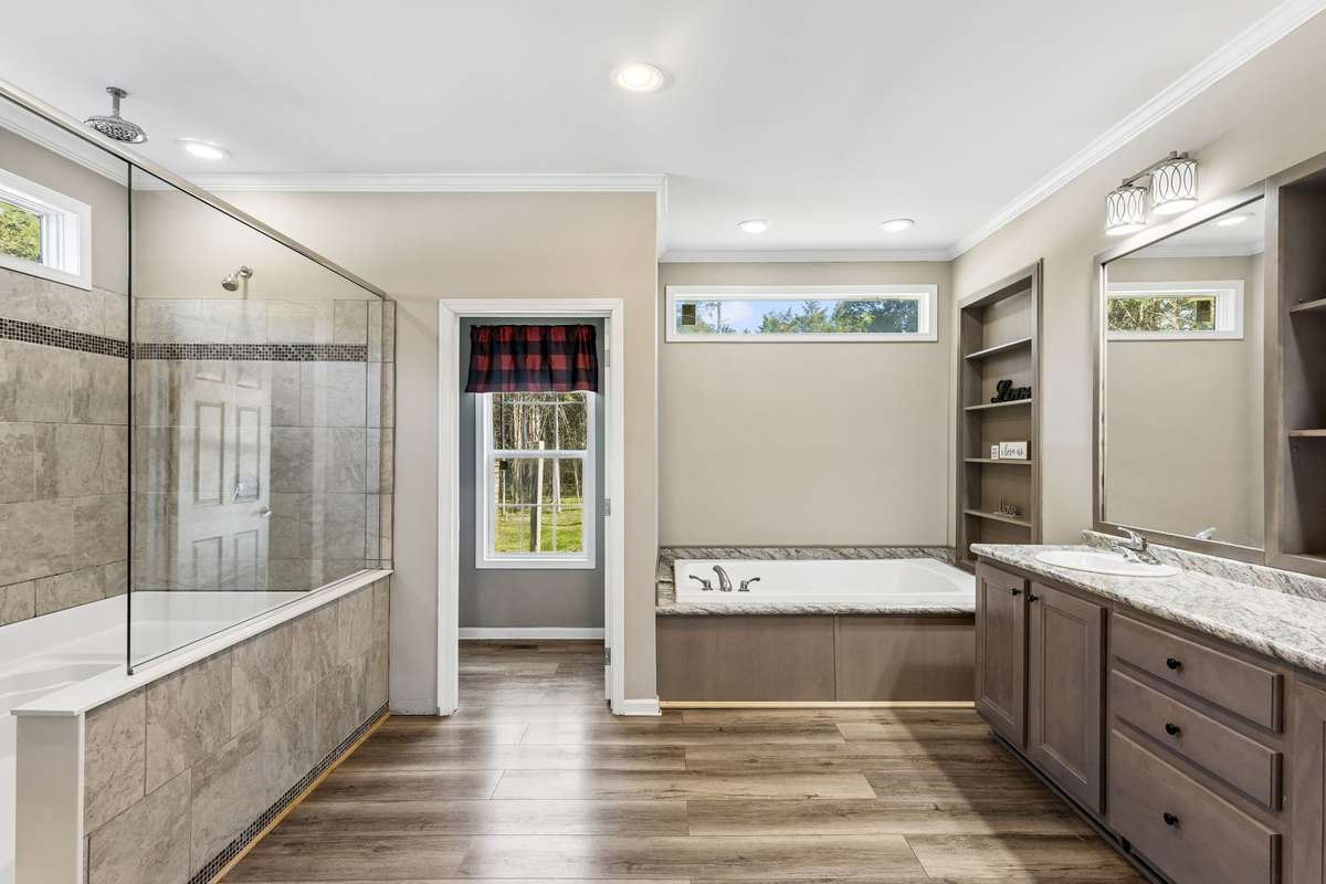 Owners bath