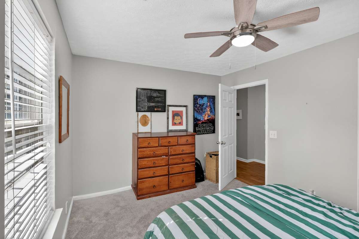 another view of bedroom 2 with street view