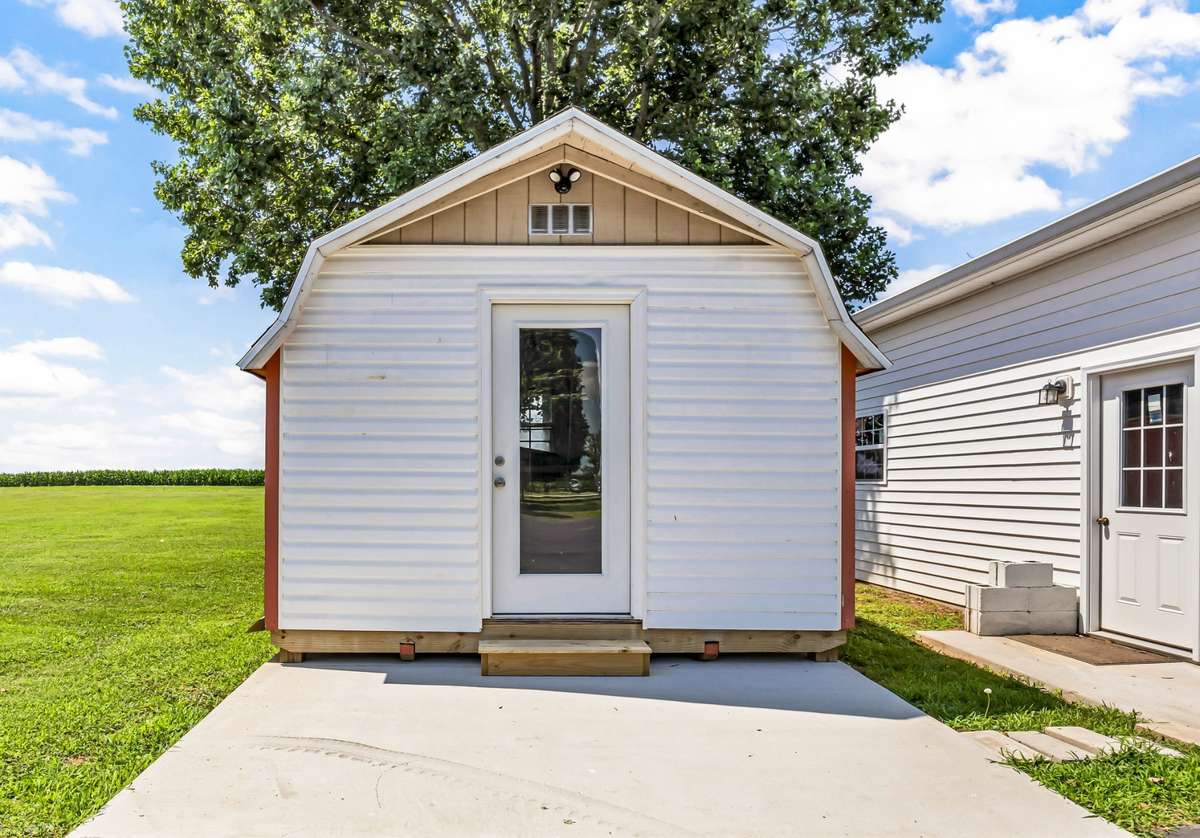 12x16 Shed with window and glass door.