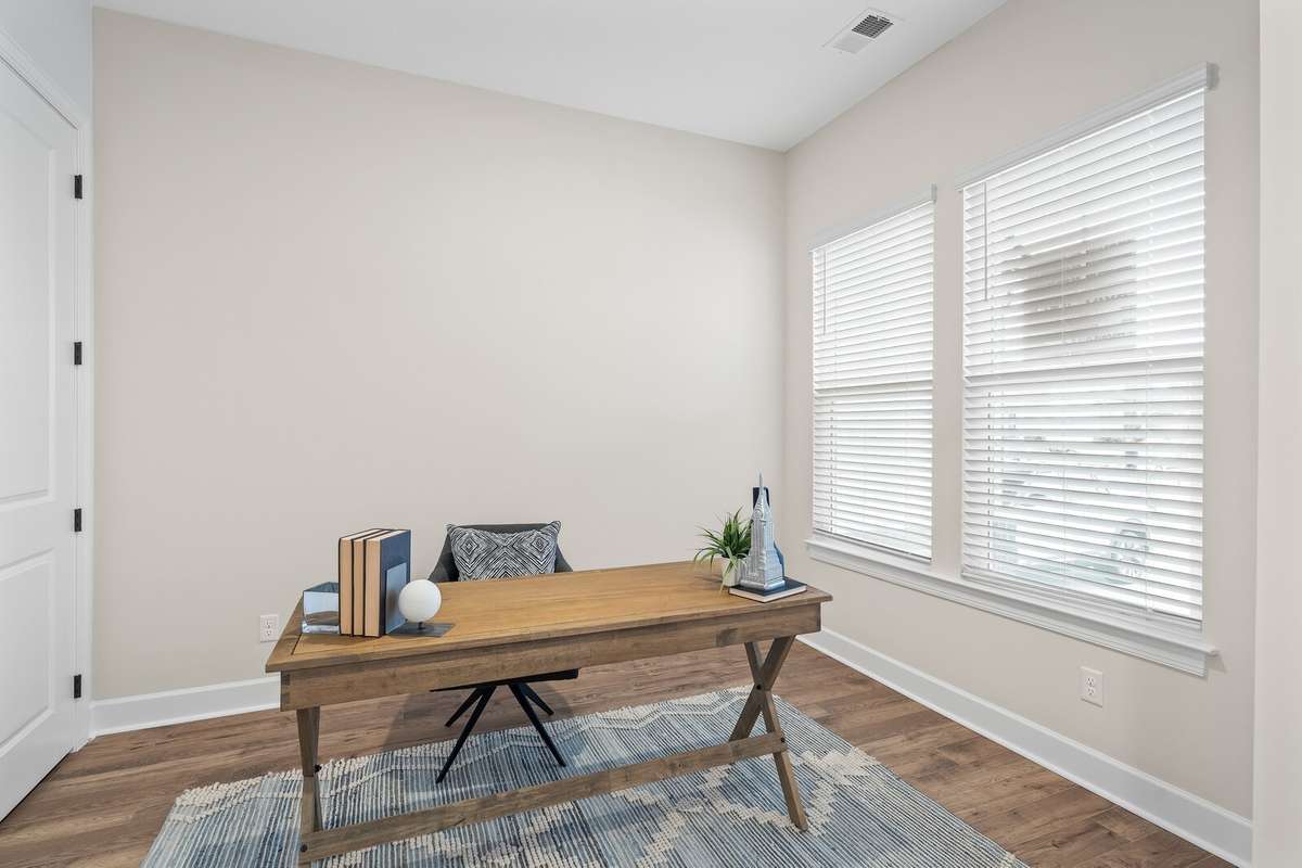 Flex room off the front for a office or playroom