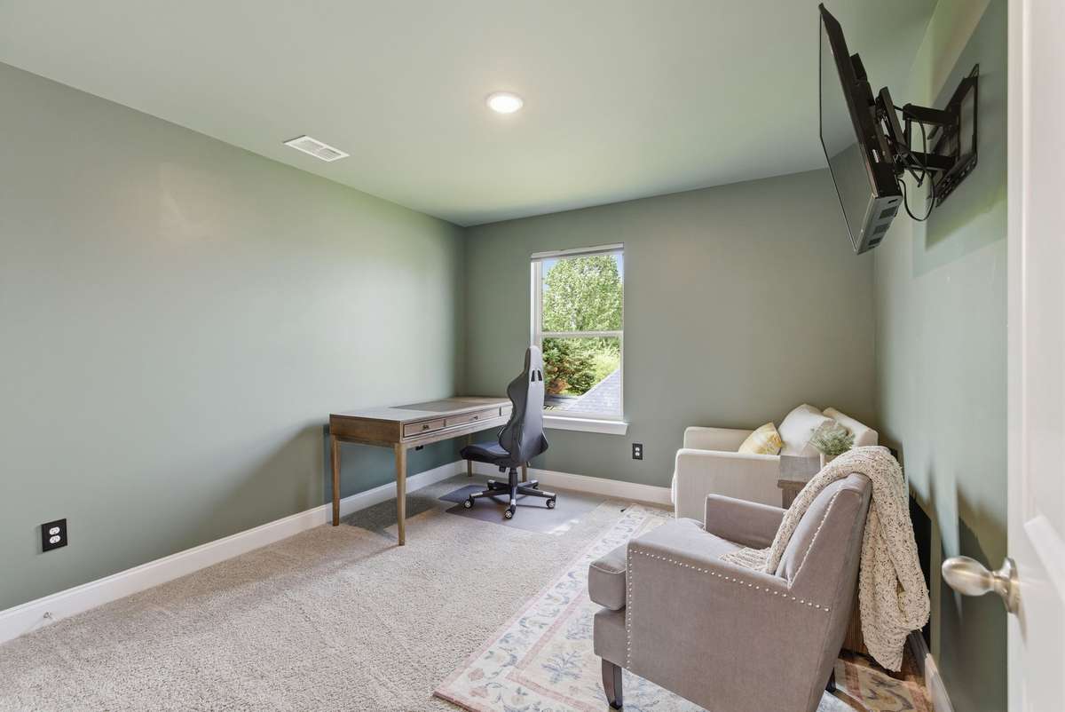 4th bedroom, currently used as second home office