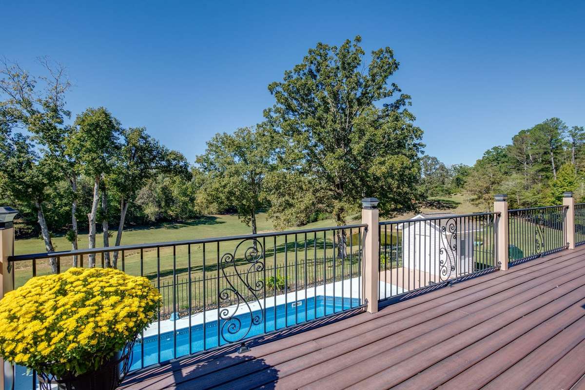 This is the view you are looking for in Tennessee!