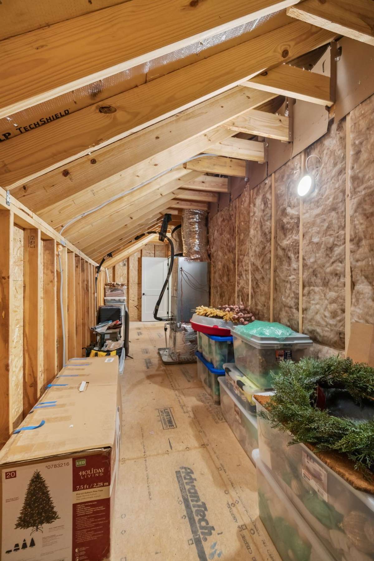 LARGE UNFINISHED WALK-IN ATTIC SPACE UPSTAIRS…. SO MUCH STORAGE!!!!!!