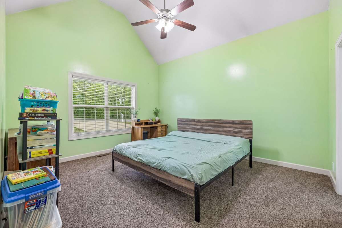 Master Bedrooom